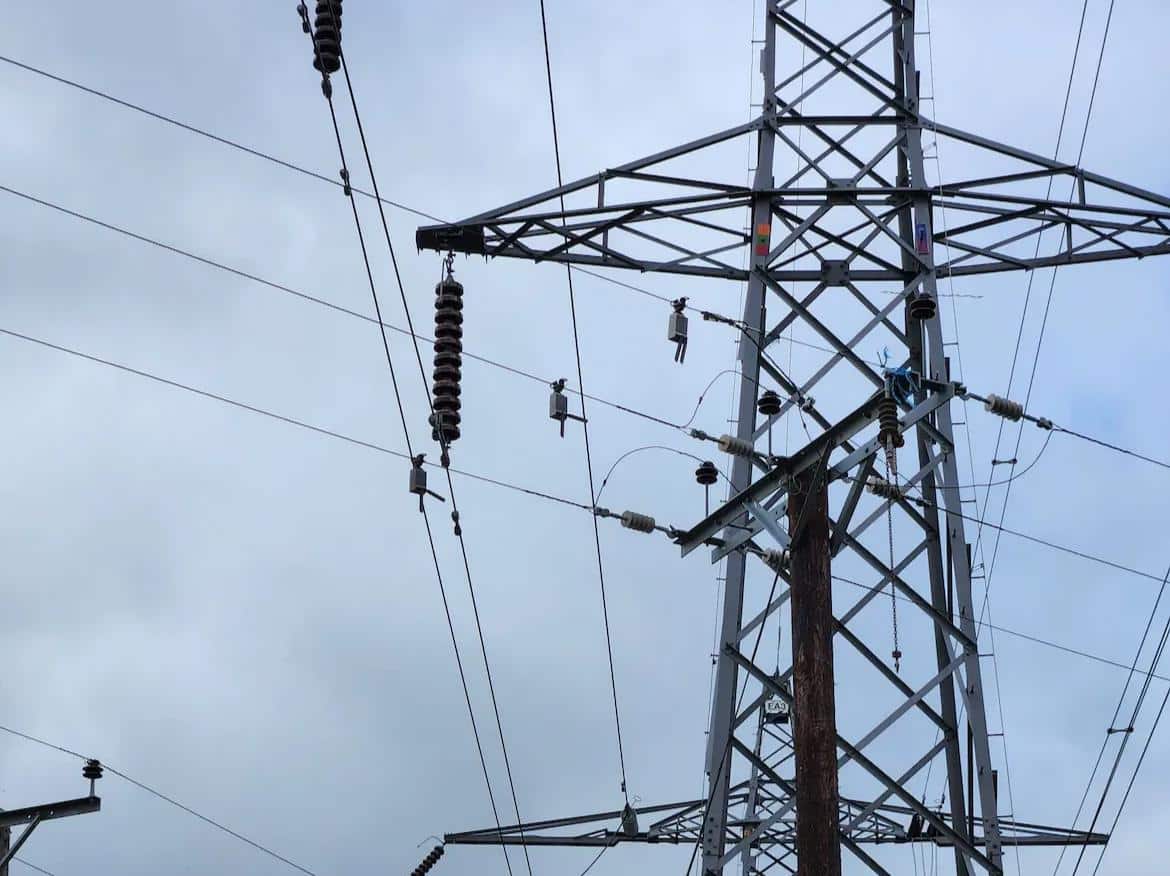 Overhead Power Lines1